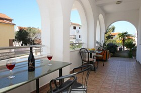 Apartments & Rooms Villa Petra
