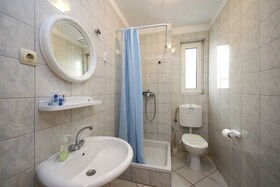 Apartments & Rooms Villa Petra