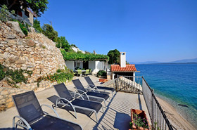 House Milovan