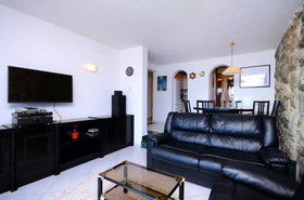House Milovan