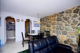 House Milovan