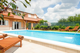 Villa Vision