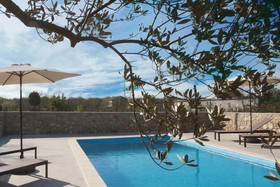 Villa Nar