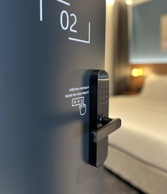 Boutique Rooms 76