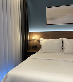 Boutique Rooms 76