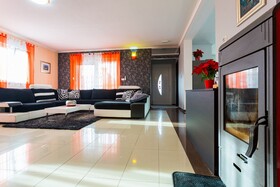 Holiday House Klaric