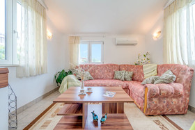 House Vila Maslina