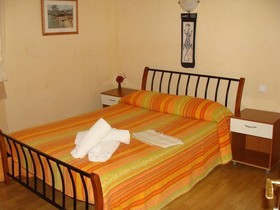 Kamena Lodge