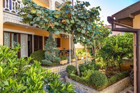 Apartments Mir