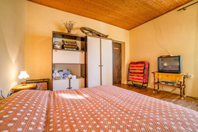 Apartments And Rooms Nela
