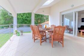 Villa Eliza