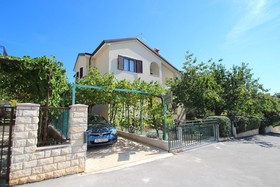 Apartment Maena