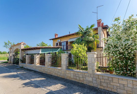 Apartments Hilmija
