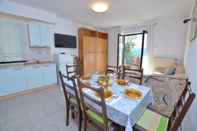 Apartments Ljiljana