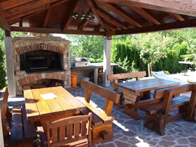 Apartments Villa Ucka