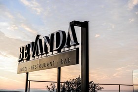 Bevanda Hotel