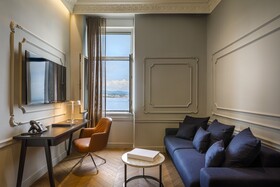 Hotel Ambasador