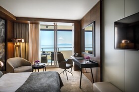Hotel Ambasador