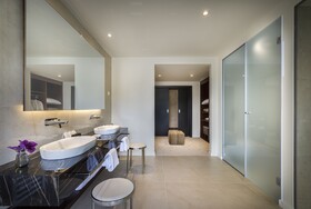 Hotel Ambasador
