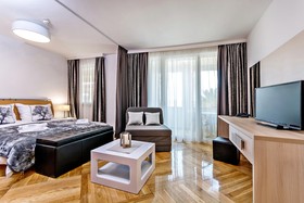 Aparthotel Adeo