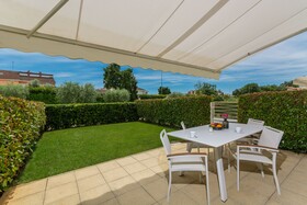 Maj Premium Residence