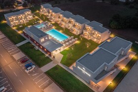 Maj Premium Residence