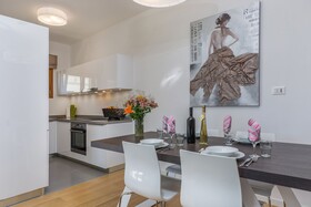 Maj Premium Residence