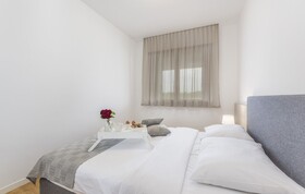 Maj Premium Residence