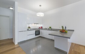 Maj Premium Residence