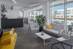 Maj Premium Residence
