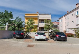 Apartment Goran