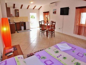 Apartments Dragica