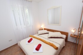 Apartments Lola