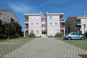Apartments Lola