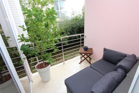 Apartments Lola