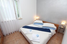 Apartments Lola
