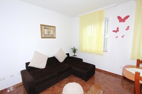 Apartments Lola