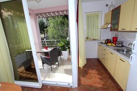 Apartments Lola
