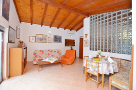 House Nada