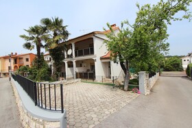 Rooms and Apartment Stefan