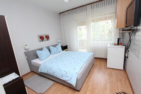 Rooms and Apartment Stefan