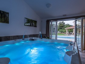 Luxury Villa Lemaliante