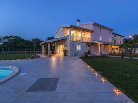 Luxury Villa Lemaliante