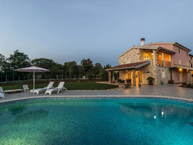 Luxury Villa Lemaliante