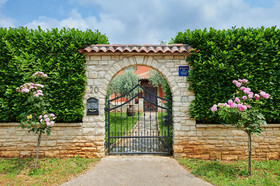 Villa Mala