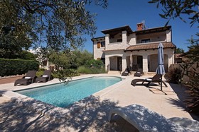 Villa Lory Vabriga