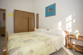Apartments Kamelia
