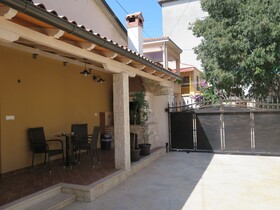 Mimoza Old Town Pula Apartments