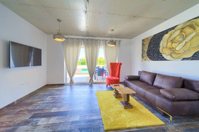 Pax House