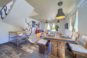 Pax House